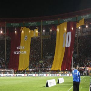 Dev Bayraklar - 116