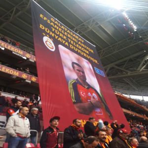 Dev Bayraklar - 113
