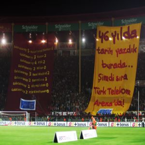 Dev Bayraklar - 110
